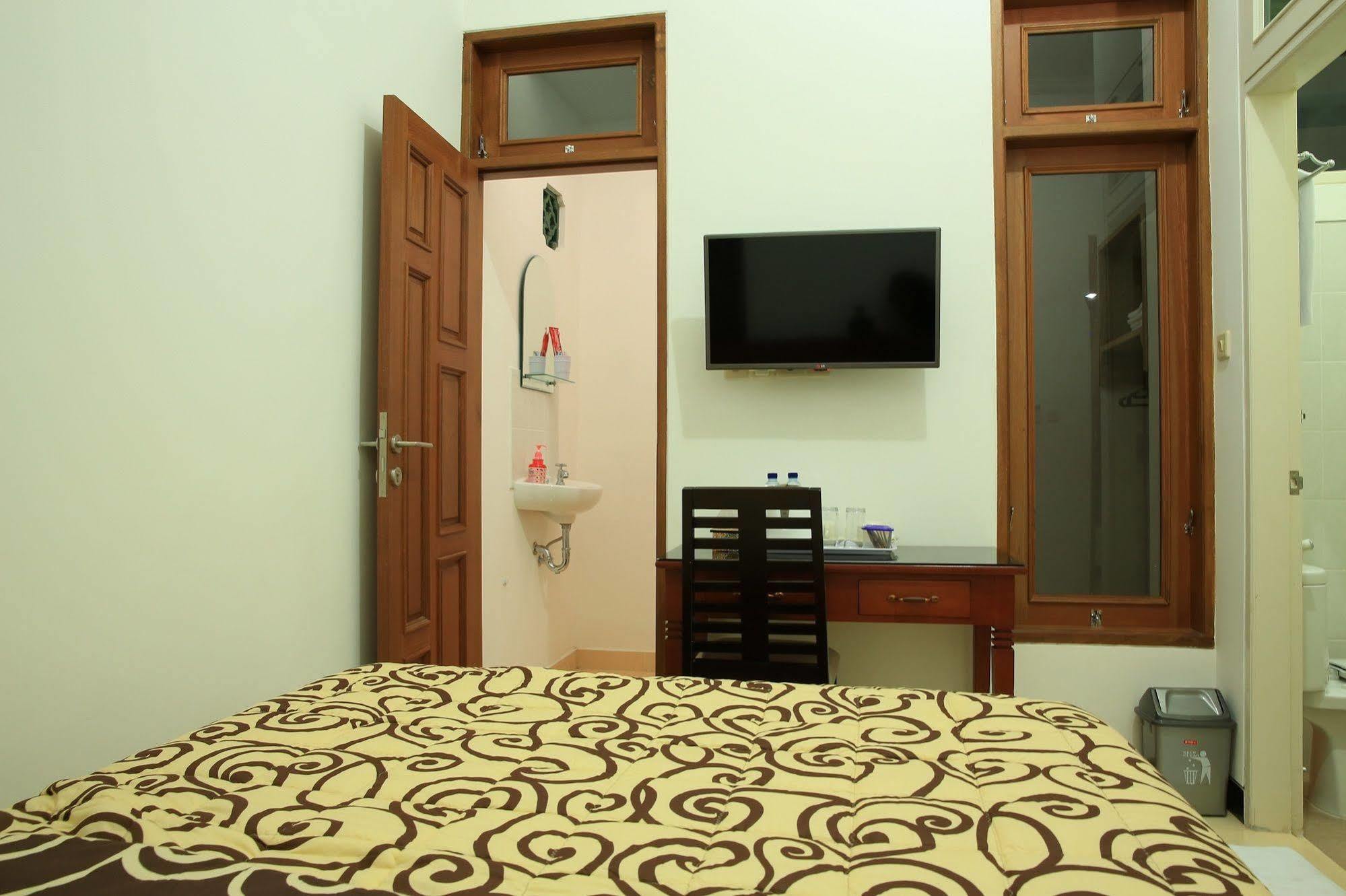Puri Kusuma Guest House Selemadeg Eksteriør billede